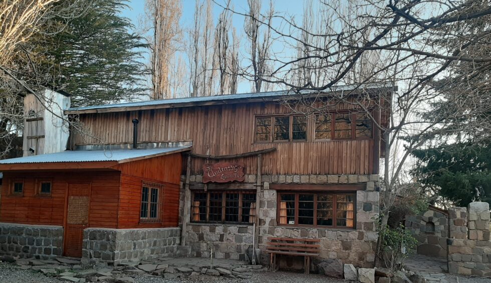 Trekking de dos días y una noche por Lagunillas, Cajón del Maipo (Chile) Mujeres a la cumbre