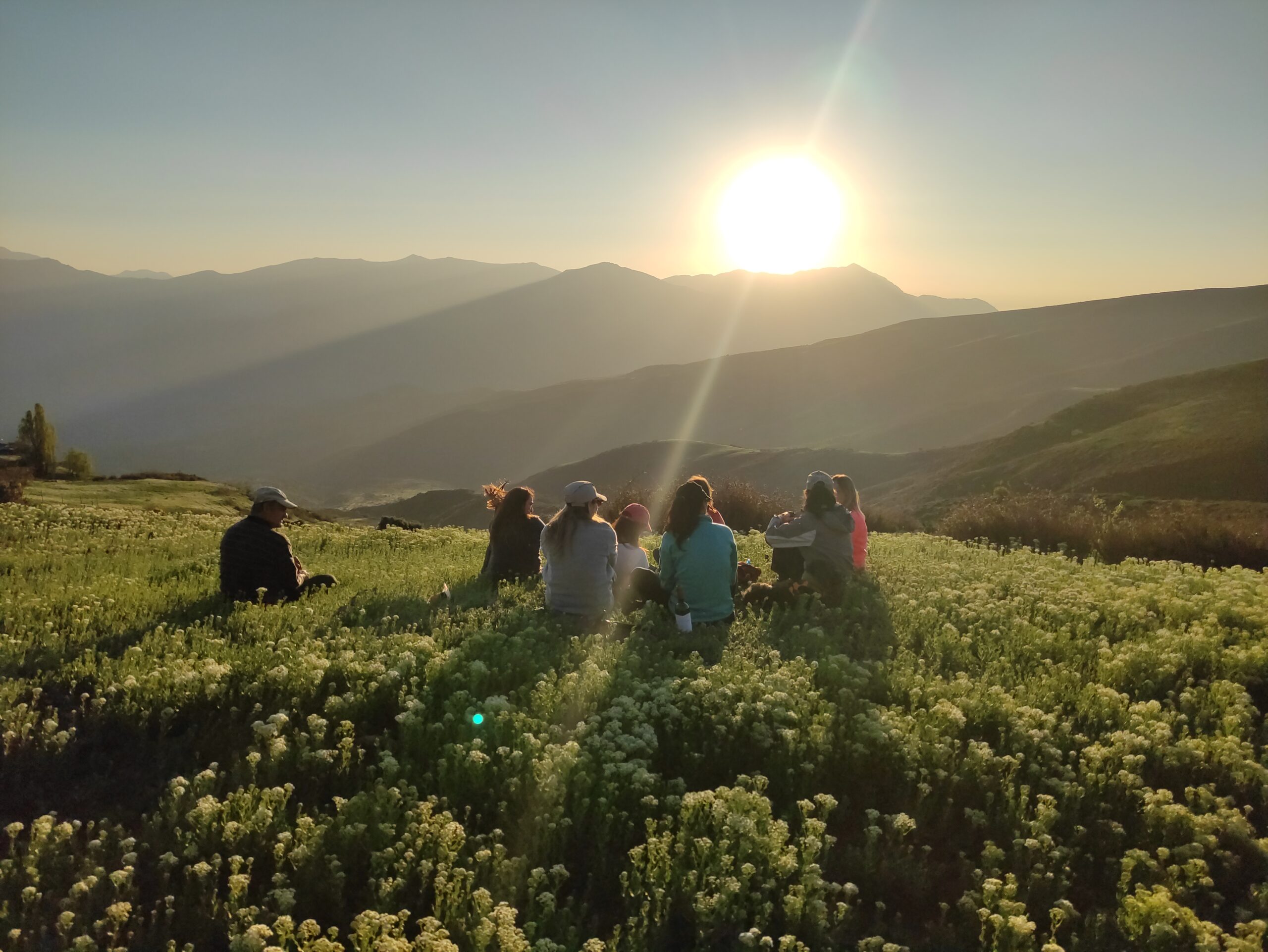 Fin de semana en la montaña Lagunillas, Cajón del Maipo Mujeres a la