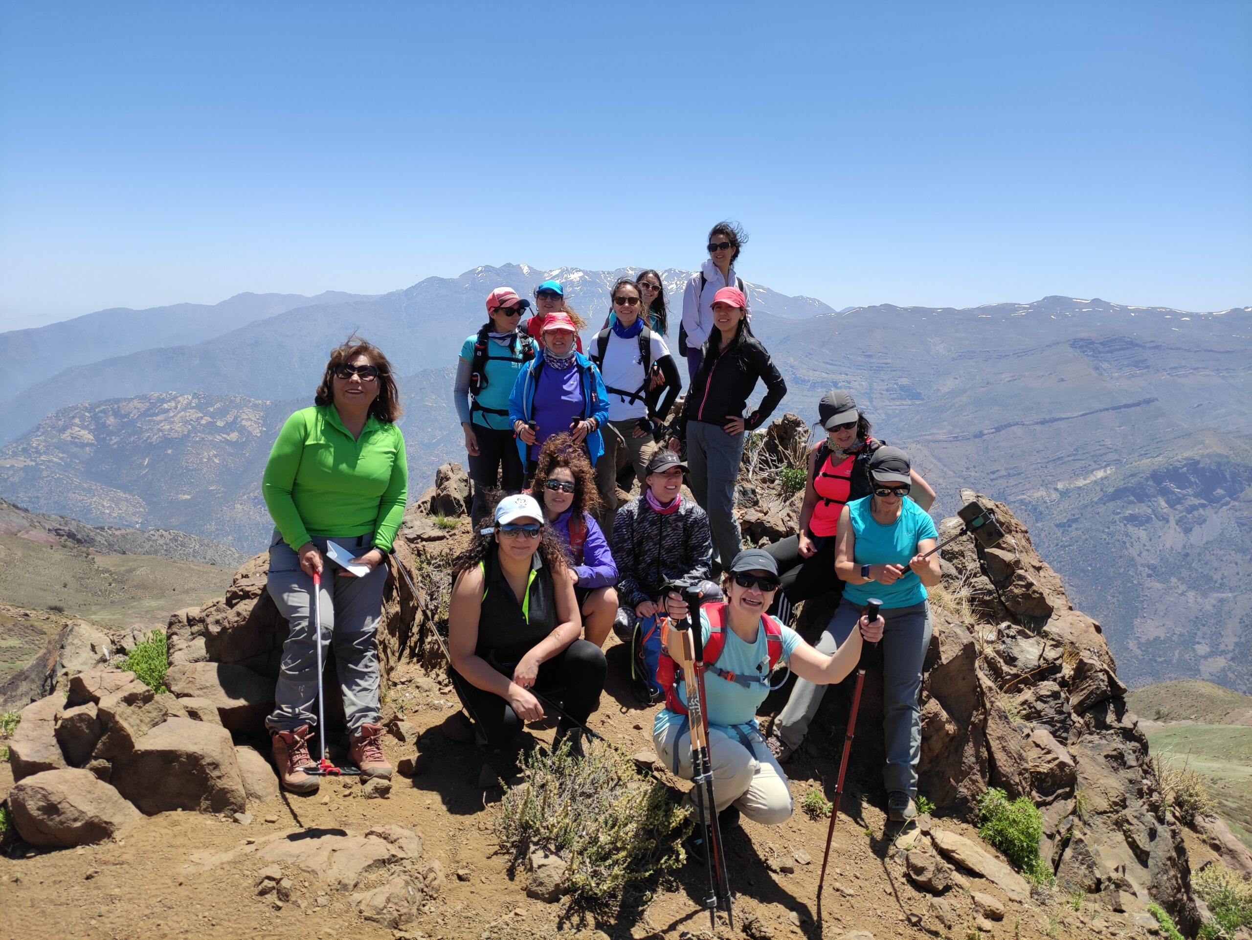 Fin de semana en la montaña Lagunillas, Cajón del Maipo Mujeres a la